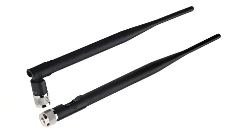 现场测试使用的 SW868-ZD210 折叠棒状天线